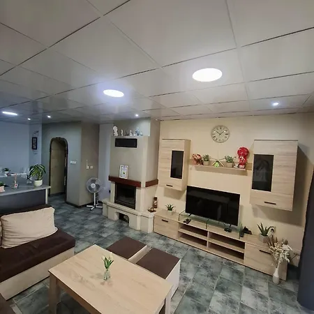 Kombfapartment Apartment