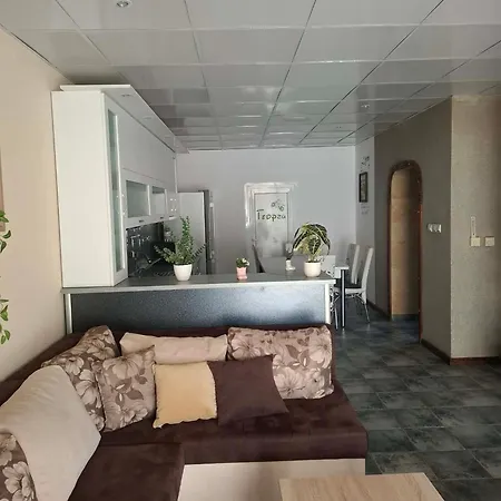 Kombfapartment Apartment Berkowiza